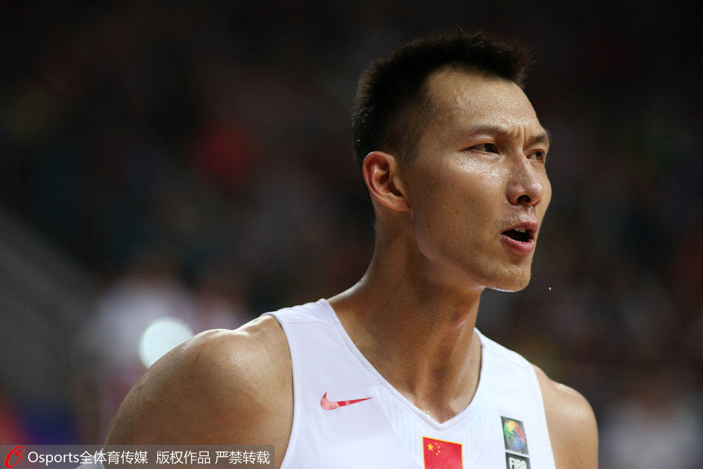 本菲卡训练开放日；关键时刻外线爆发引欢呼；意甲在即；临场指挥获称赞