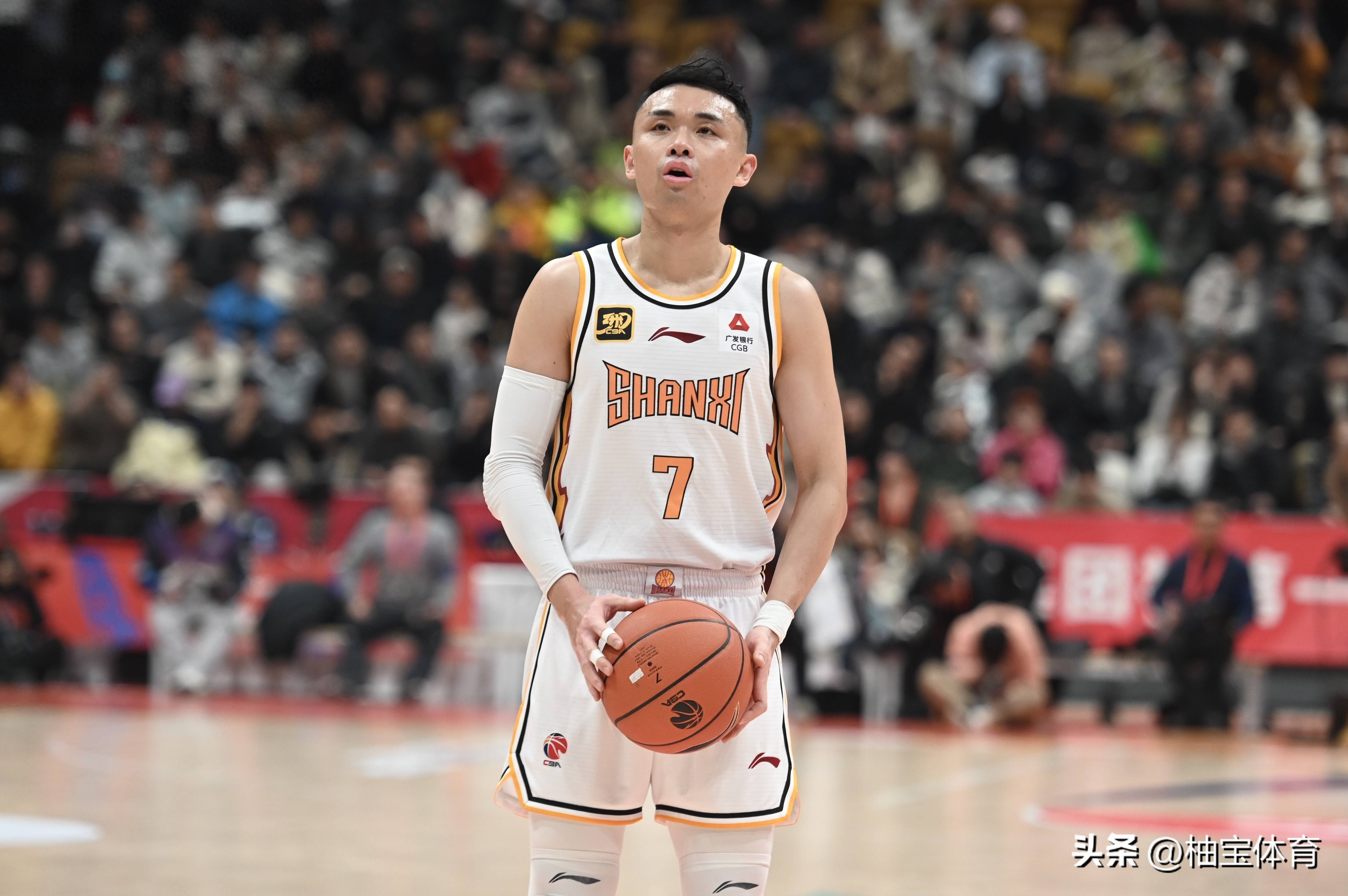 赛地聚焦——CBA季后赛清晨热度飙升；费城76人战术微调；气氛紧张；轮换策略成焦点的简单介绍-爱游戏官方网站